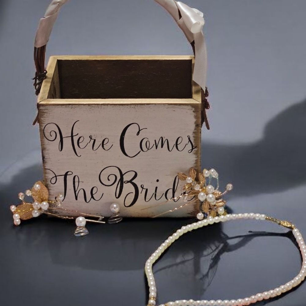 Elegant Bridal Flower Girl Basket (Basket Only) Farmhouse Rustic Wedding White ♥